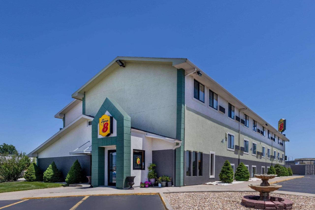 Super 8 By Wyndham Kansas City At Barry Road/Airport Ngoại thất bức ảnh