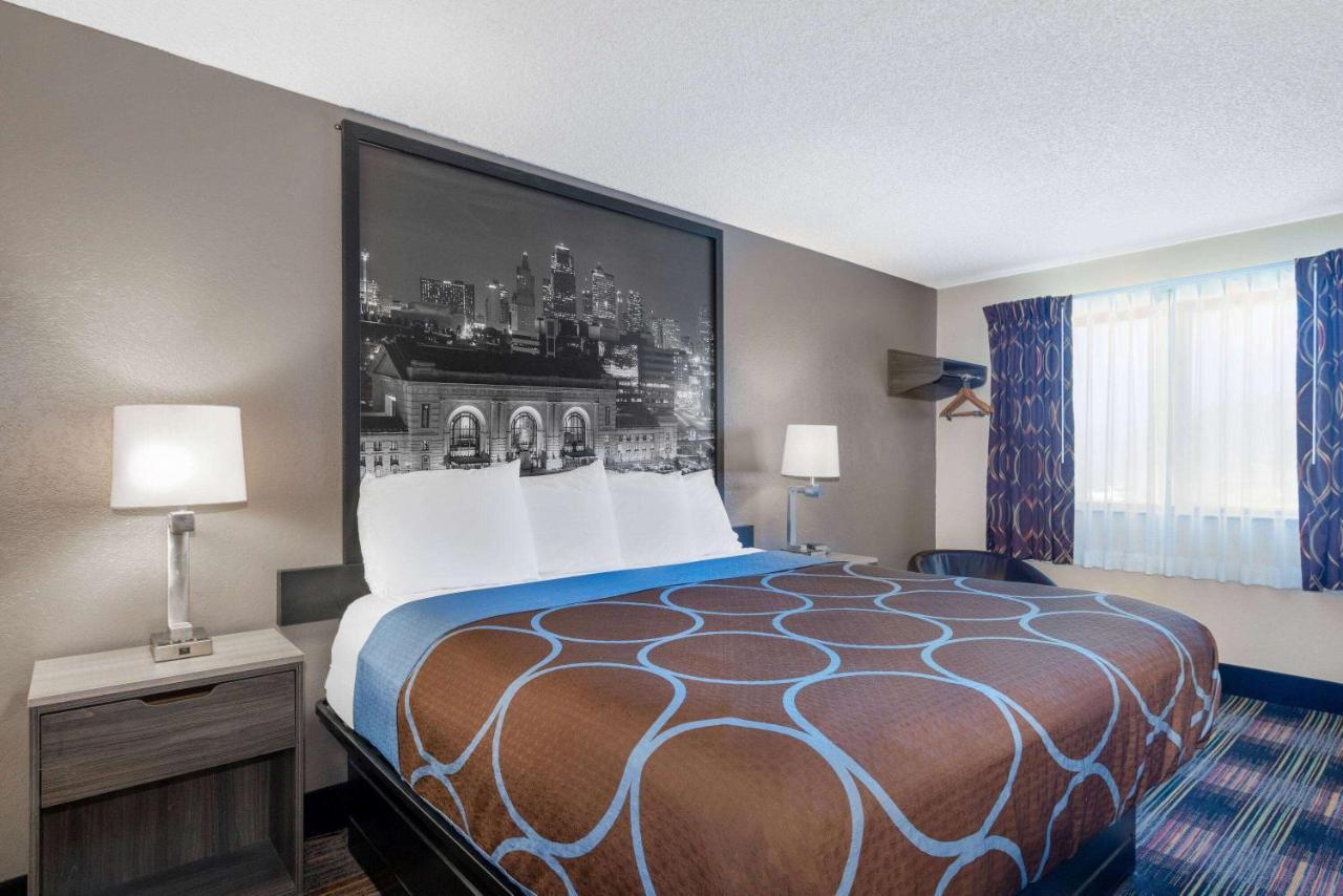 Super 8 By Wyndham Kansas City At Barry Road/Airport Ngoại thất bức ảnh