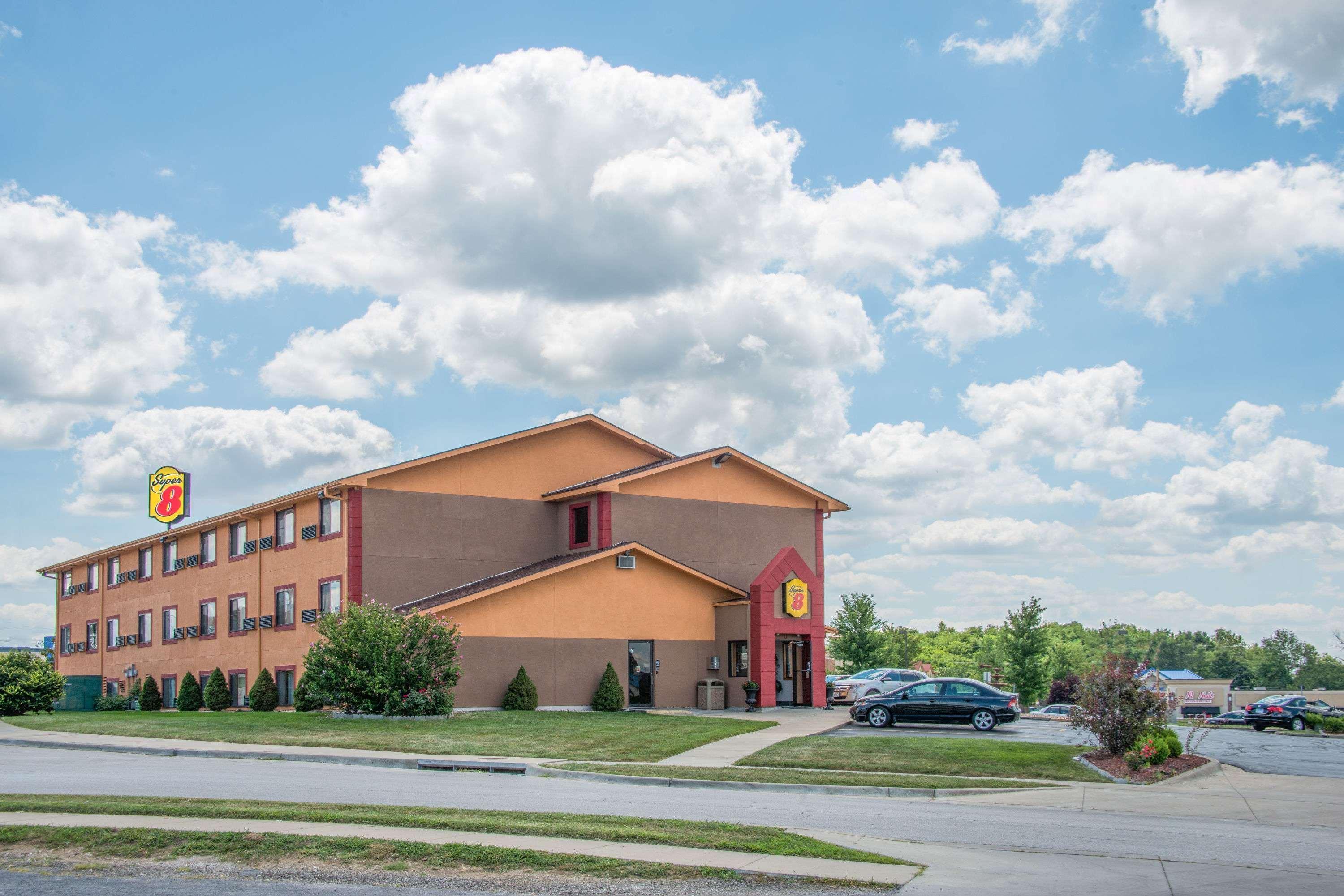 Super 8 By Wyndham Kansas City At Barry Road/Airport Ngoại thất bức ảnh