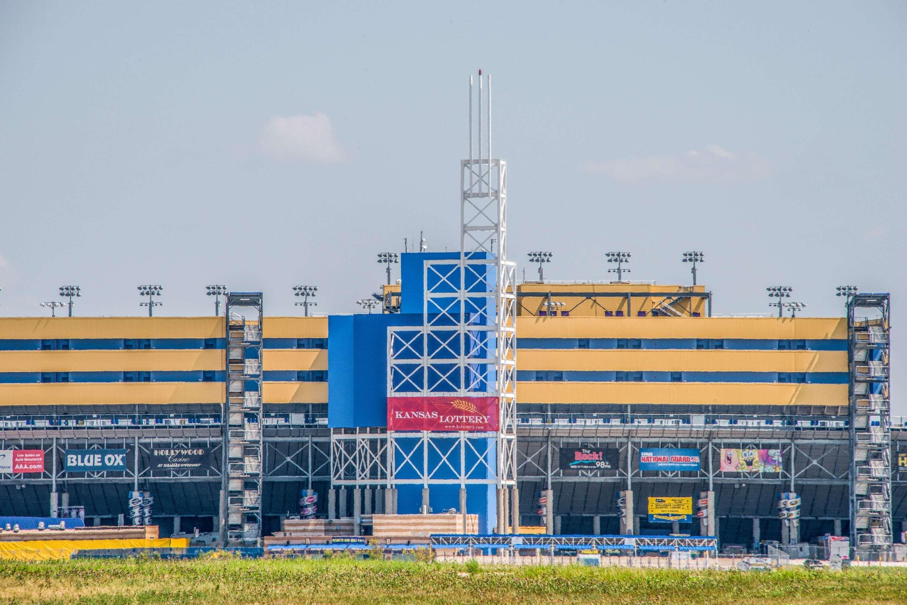 Super 8 By Wyndham Kansas City At Barry Road/Airport Ngoại thất bức ảnh