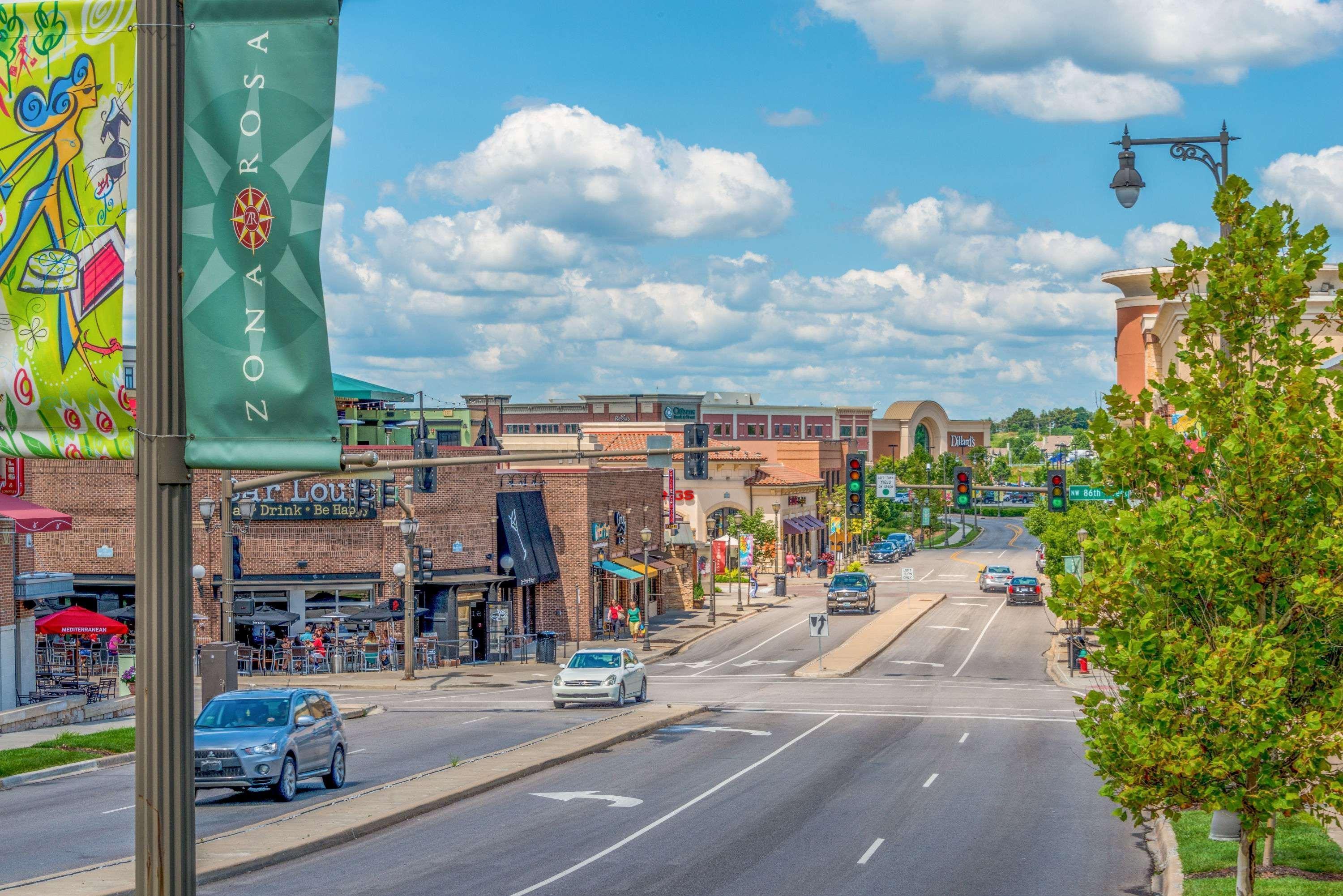 Super 8 By Wyndham Kansas City At Barry Road/Airport Ngoại thất bức ảnh
