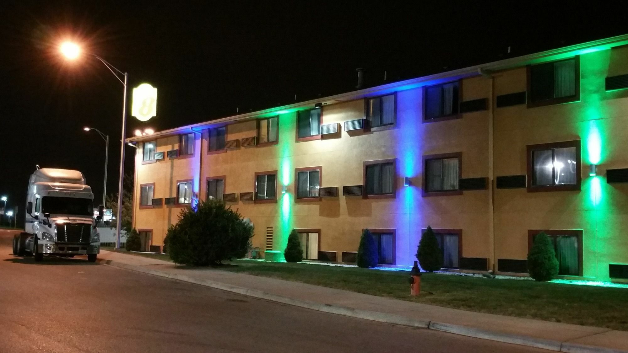 Super 8 By Wyndham Kansas City At Barry Road/Airport Ngoại thất bức ảnh